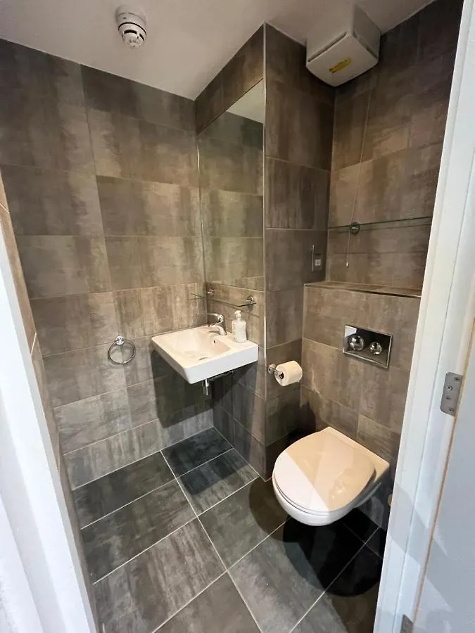 Eyre Square Galway Central Self Catering Апартаменты